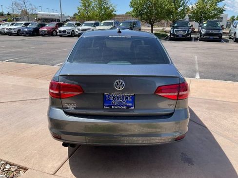 Used 2015 Volkswagen Jetta Sport FWD image 6