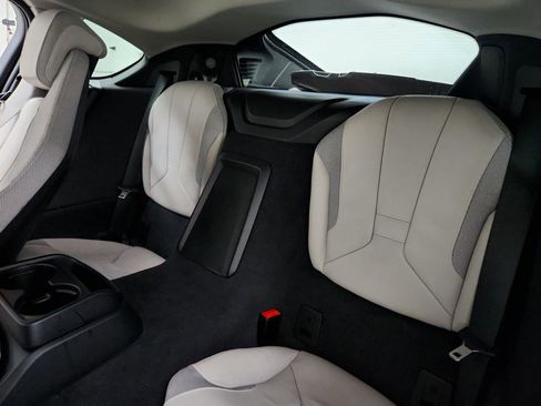Used 2016 BMW i8 image 23