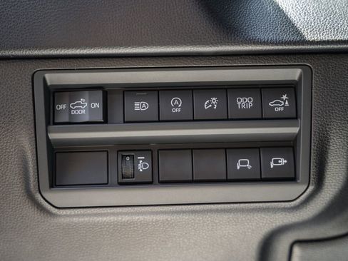 New 2026 Toyota Tundra SR5 AWD/4WD image 42