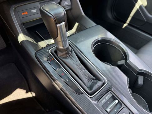 Used 2022 Honda Civic Touring image 28