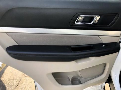 Used 2018 Ford Explorer 4WD image 28