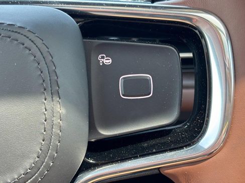 New 2026 Lincoln Navigator Reserve AWD/4WD image 18