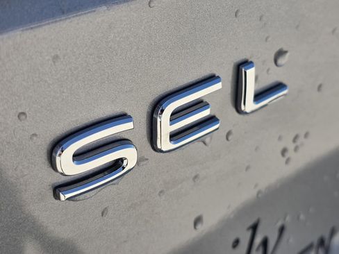 New 2026 Volkswagen Atlas SEL image 7