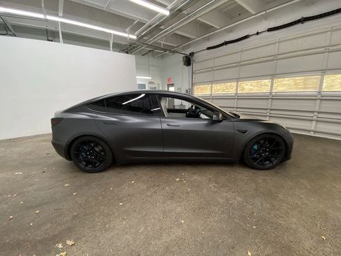 Used 2018 Tesla Model 3 image 7