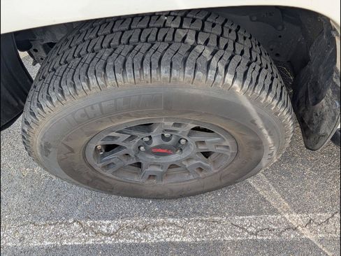 Used 2016 Toyota 4Runner TRD Pro AWD/4WD image 9