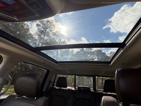 Used 2025 RAM 1500 Limited image 25