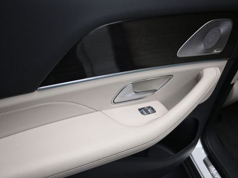 Used 2020 Mercedes-Benz GLE 350 4MATIC image 15