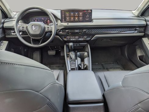 Used 2025 Honda Accord EX-L image 13