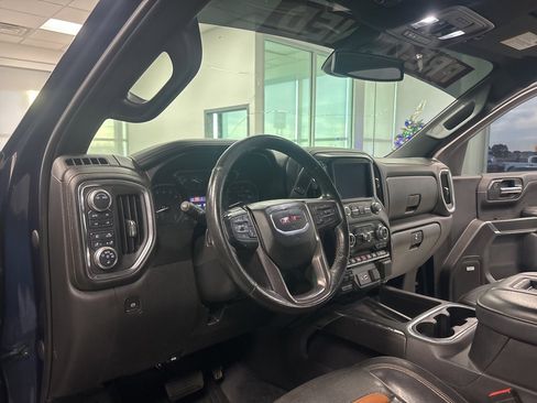 Used 2020 GMC Sierra 1500 AT4 w/ AT4 Premium Package image 11