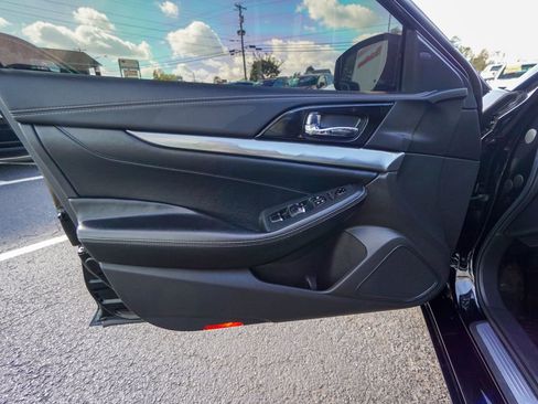 Used 2021 Nissan Maxima 3.5 SV w/ Floor Mat Group image 16