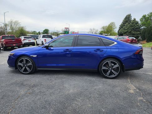 Used 2024 Honda Accord Sport image 4