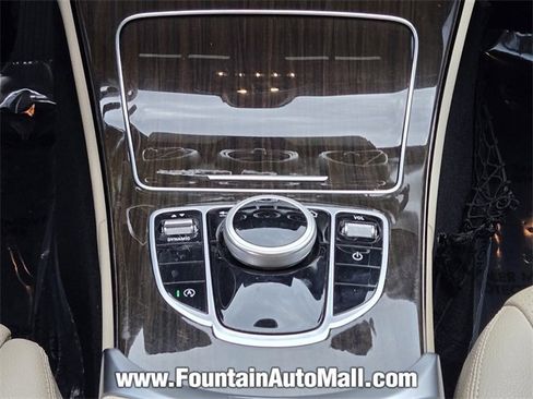 Used 2019 Mercedes-Benz C 300 Sedan image 12