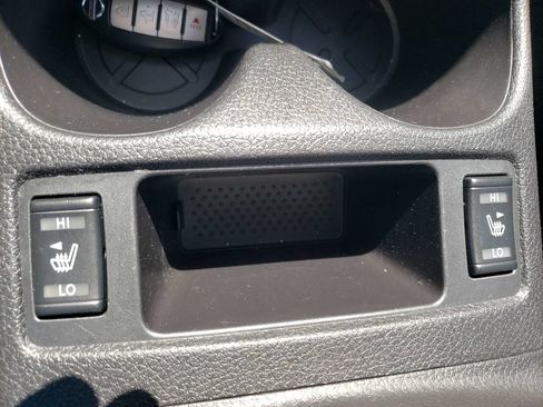 Used 2016 Nissan Rogue SL AWD/4WD image 16