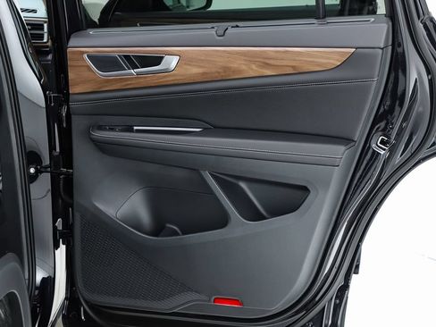 New 2026 Volkswagen Atlas SE FWD image 71