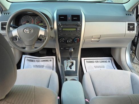 Used 2010 Toyota Corolla LE FWD image 15