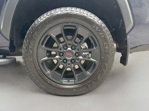 Used 2024 Toyota Sequoia Limited w/ TRD Off-Road Package AWD/4WD image 37