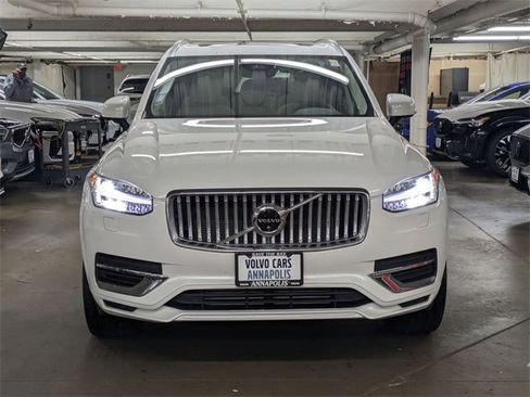 Certified 2024 Volvo XC90 T8 Plus image 2