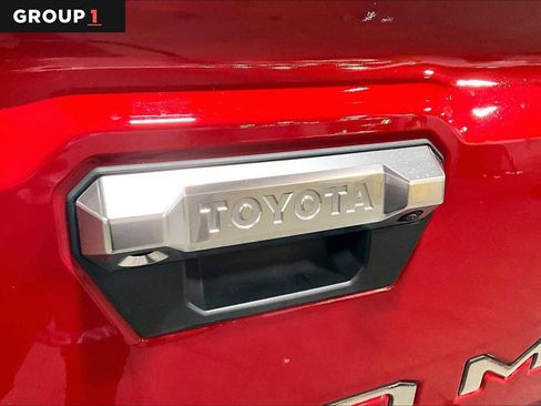 Certified 2025 Toyota Tacoma Limited AWD/4WD image 31