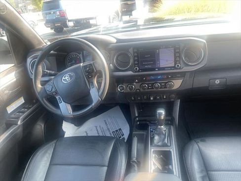 Certified 2020 Toyota Tacoma TRD Off-Road w/ TRD Premium Off Road Package image 19