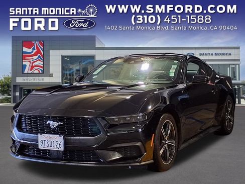 Used 2025 Ford Mustang Premium RWD image 1