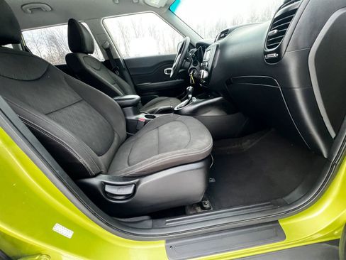 Used 2016 Kia Soul w/ Convenience Package FWD image 13