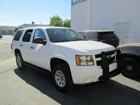 Used 2007 Chevrolet Tahoe 4WD 4dr image 2
