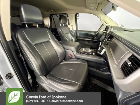Used 2022 Ford Expedition XLT AWD/4WD image 21