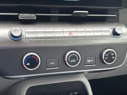 Certified 2024 Hyundai Kona SE FWD image 32