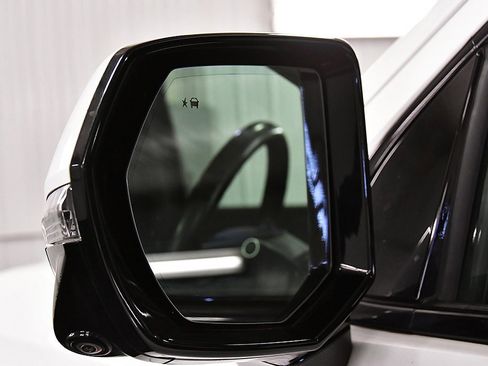 Used 2022 Chevrolet Tahoe RST w/ Luxury Package image 13