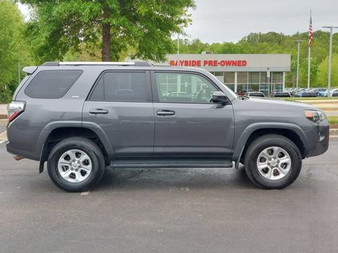 Used 2019 Toyota 4Runner SR5 AWD/4WD image 28