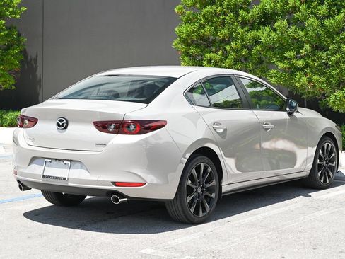 Certified 2025 MAZDA MAZDA3 s FWD image 4