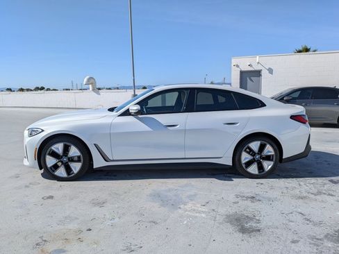 Used 2023 BMW i4 eDrive35 w/ Premium Package RWD image 9