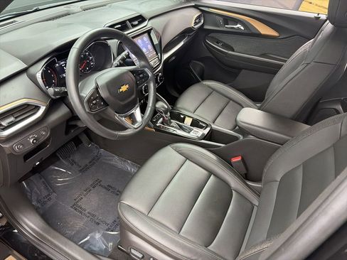 Used 2023 Chevrolet TrailBlazer ACTIV w/ Convenience Package AWD/4WD image 10