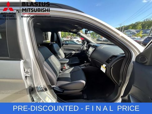Used 2025 Mitsubishi Outlander Sport SEL AWD/4WD image 43