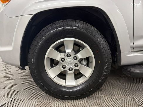 Used 2013 Toyota 4Runner image 10