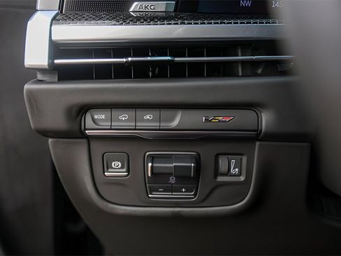 Certified 2025 Cadillac Escalade V w/ LPO, Floor Liner Package image 15