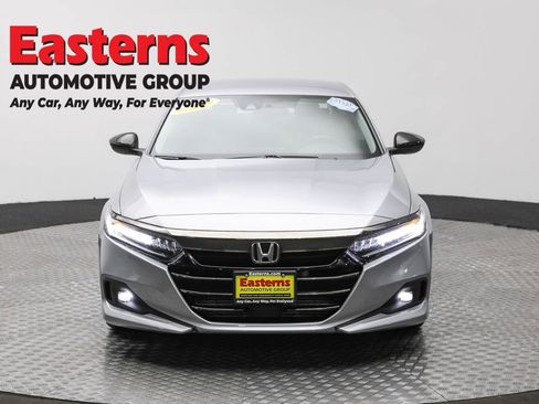 Used 2022 Honda Accord Sport Special Edition image 2