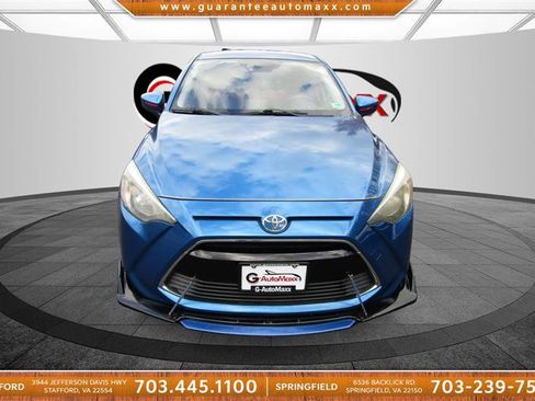 Used 2017 Toyota Yaris iA image 2