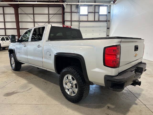 Used 2015 Chevrolet Silverado 2500 LTZ AWD/4WD image 9