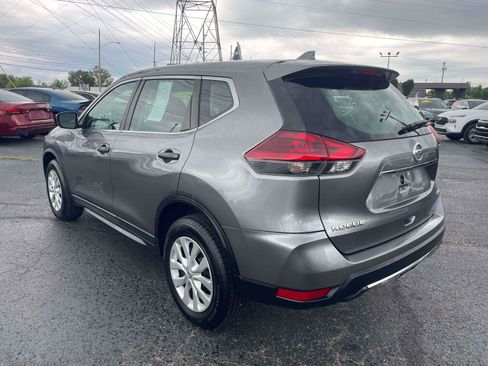 Used 2018 Nissan Rogue S AWD/4WD image 3