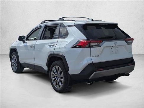 Used 2025 Toyota RAV4 Limited FWD image 6
