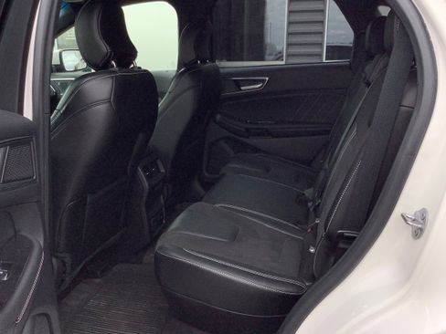 Used 2019 Ford Edge ST w/ Equipment Group 401A image 10