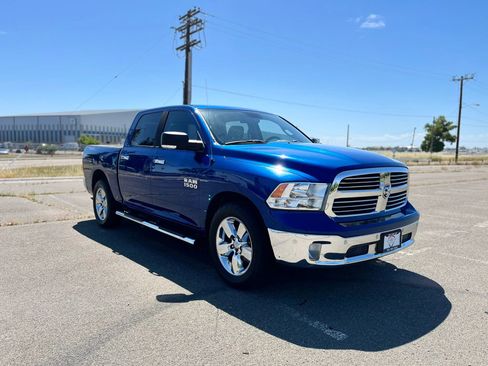 Used 2016 RAM 1500 Big Horn RWD image 3