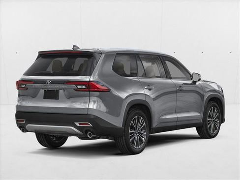 New 2026 Toyota Grand Highlander Hybrid MAX Platinum image 2