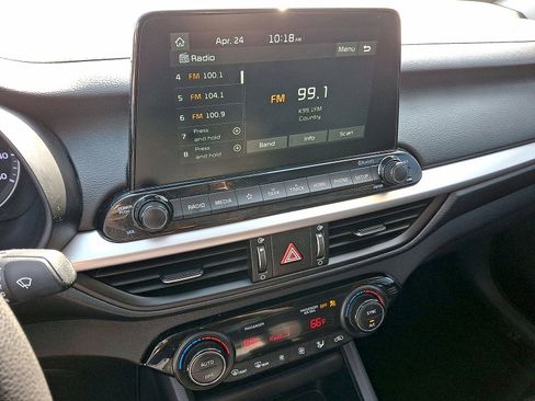 Used 2019 Kia Forte LXS FWD image 14