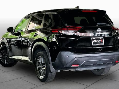 Used 2021 Nissan Rogue S FWD image 11