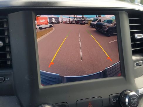 Used 2024 RAM 2500 Big Horn w/ Bed Utility Group image 22