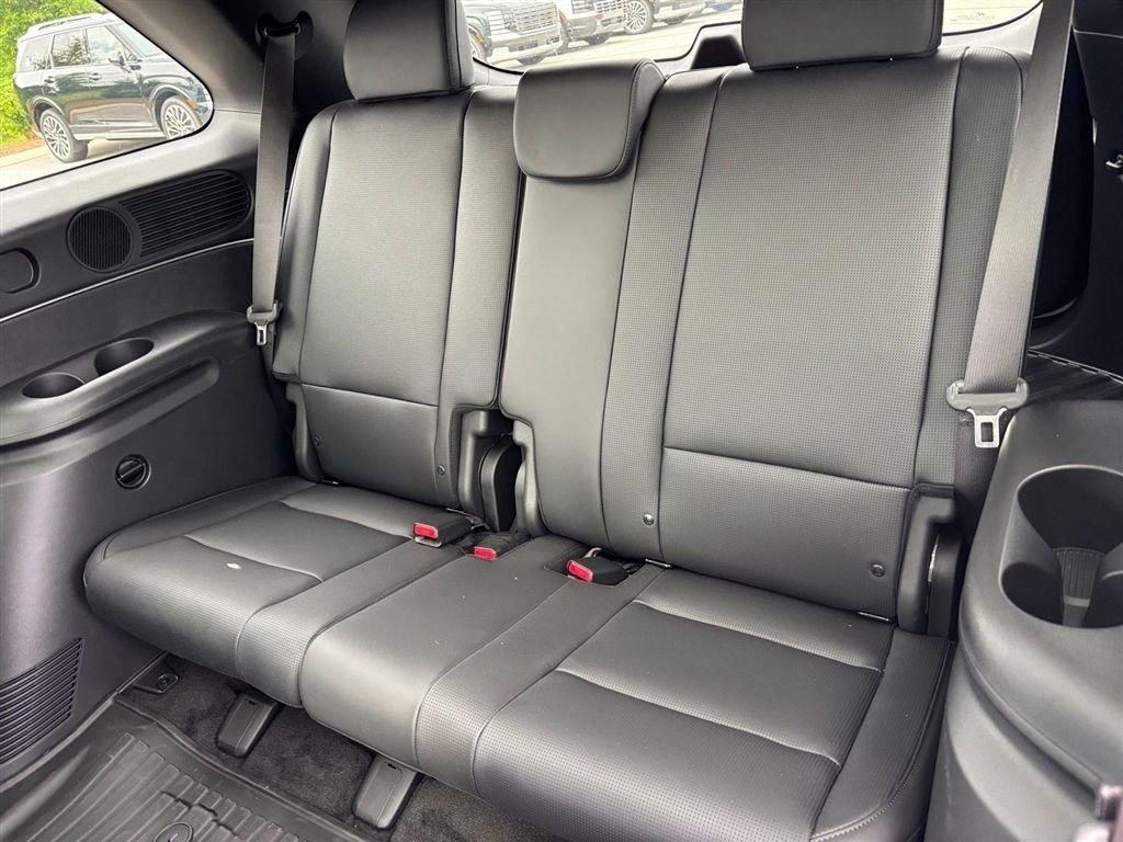 Used 2026 Hyundai Palisade Calligraphy FWD image 16