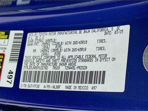 Certified 2025 Toyota Tacoma SR5 image 31