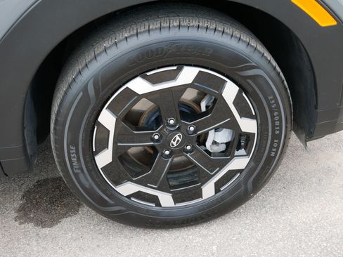 Certified 2024 Hyundai Santa Fe SEL AWD/4WD image 15